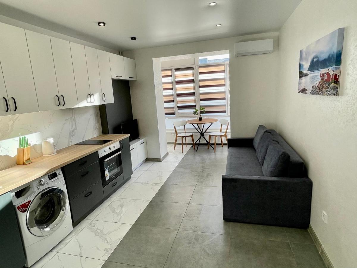Apartment Premium In Center Ivano-Frankivszk Kültér fotó